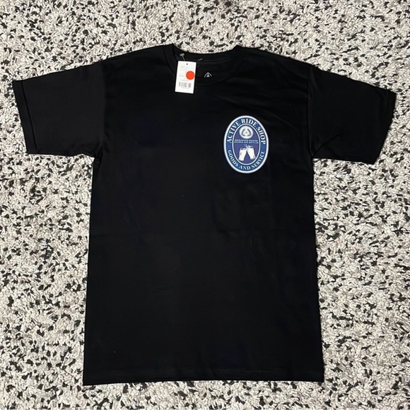 Active Ride Shop Tee Shirt Black Short Sleeve Cheers Label Logo Graphic Small - Picture 7 of 7